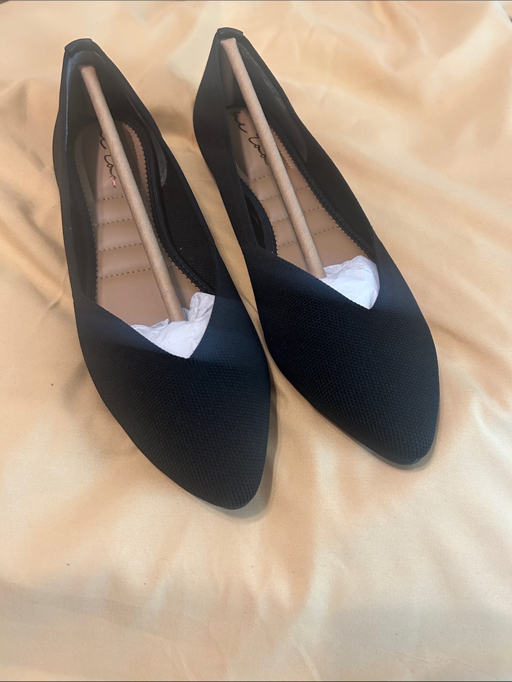 Me Too Alivia Flat Women’s Black Pointed Toe Black